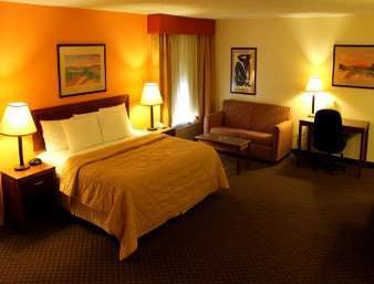 Days & By Wyndham Bloomington/normal Il Hotel 2*